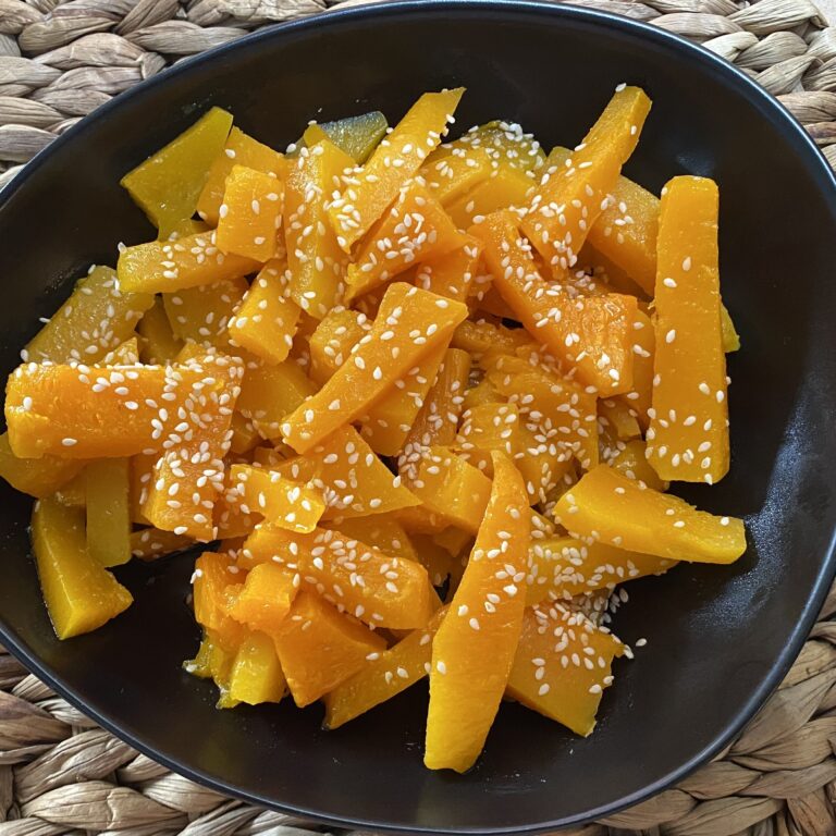 тушеная тыква посыпанная кунжутом кето рецепт фото